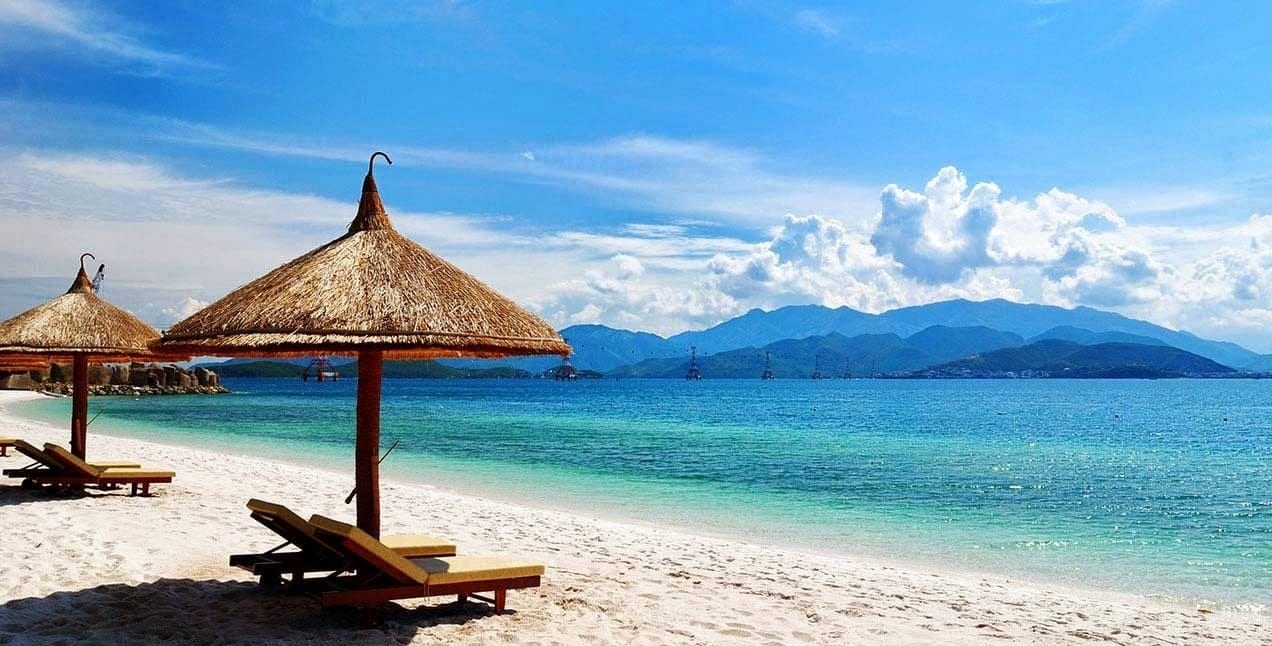Pham Van Dong beach is clean and beloved by many locals